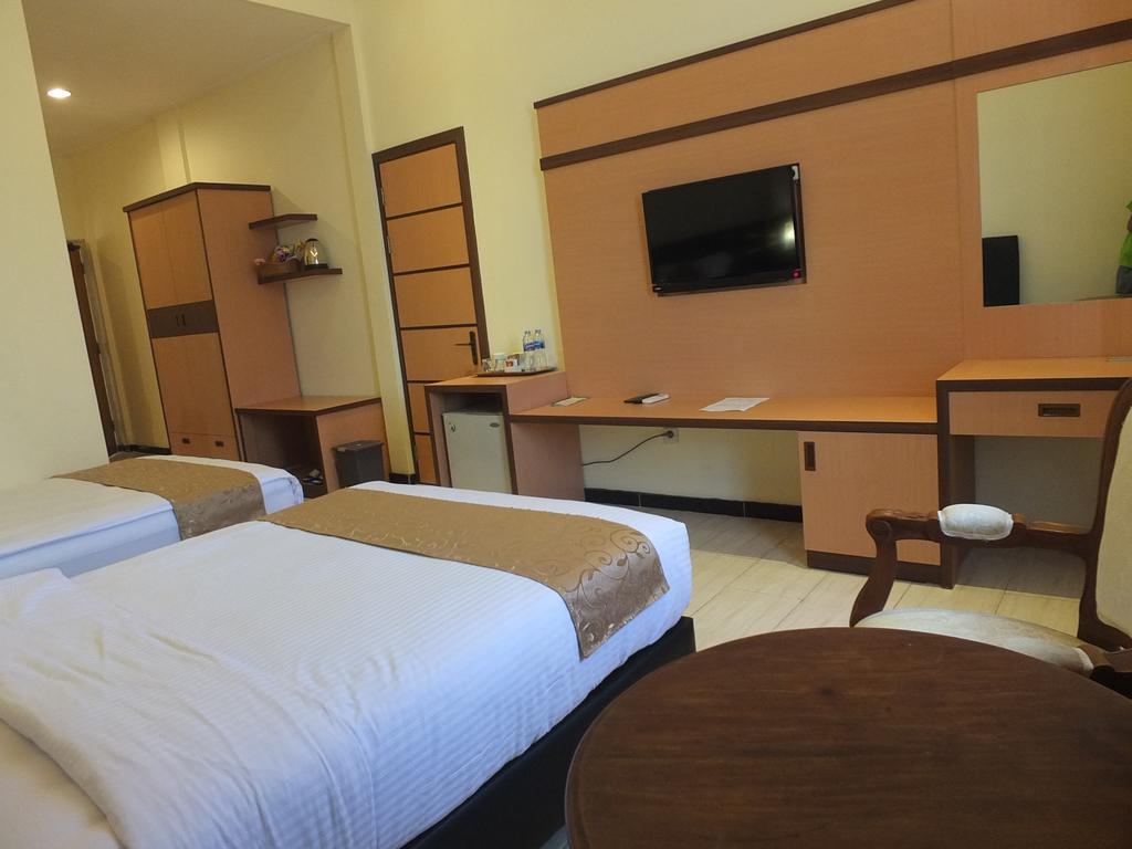 Jepara Indah Hotel Room photo