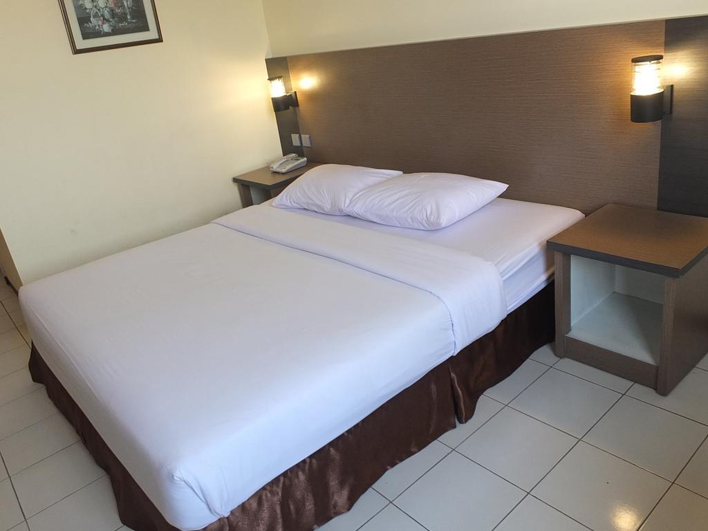 Jepara Indah Hotel Room photo